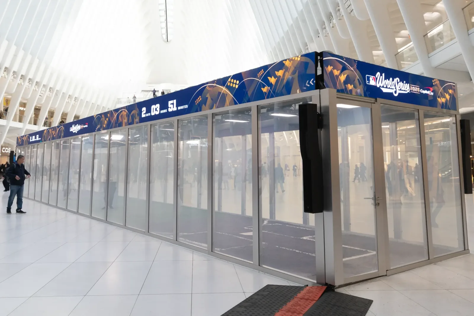 Side view of the clear Smart Plexi® World Series box with MLB branding
